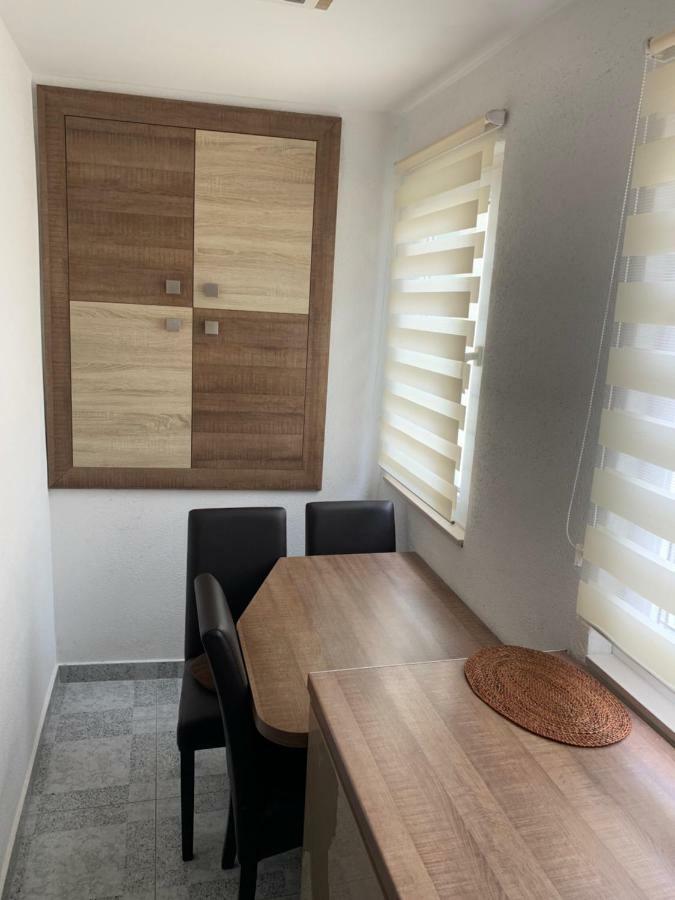 Oborska Ulica Centar Lejlighed Baška Voda Eksteriør billede